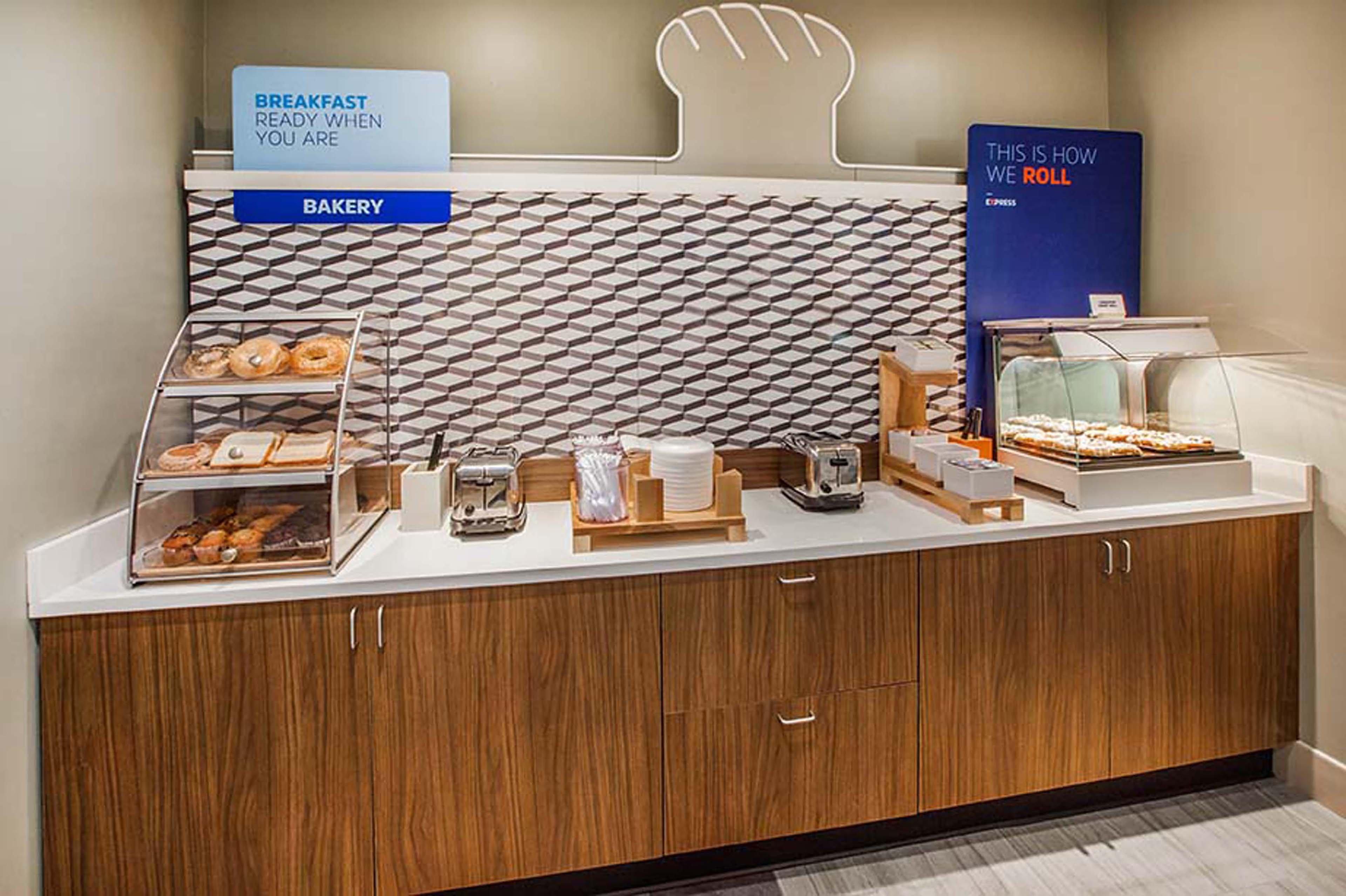 Holiday Inn Express & Suites Orangeburg By Ihg Экстерьер фото