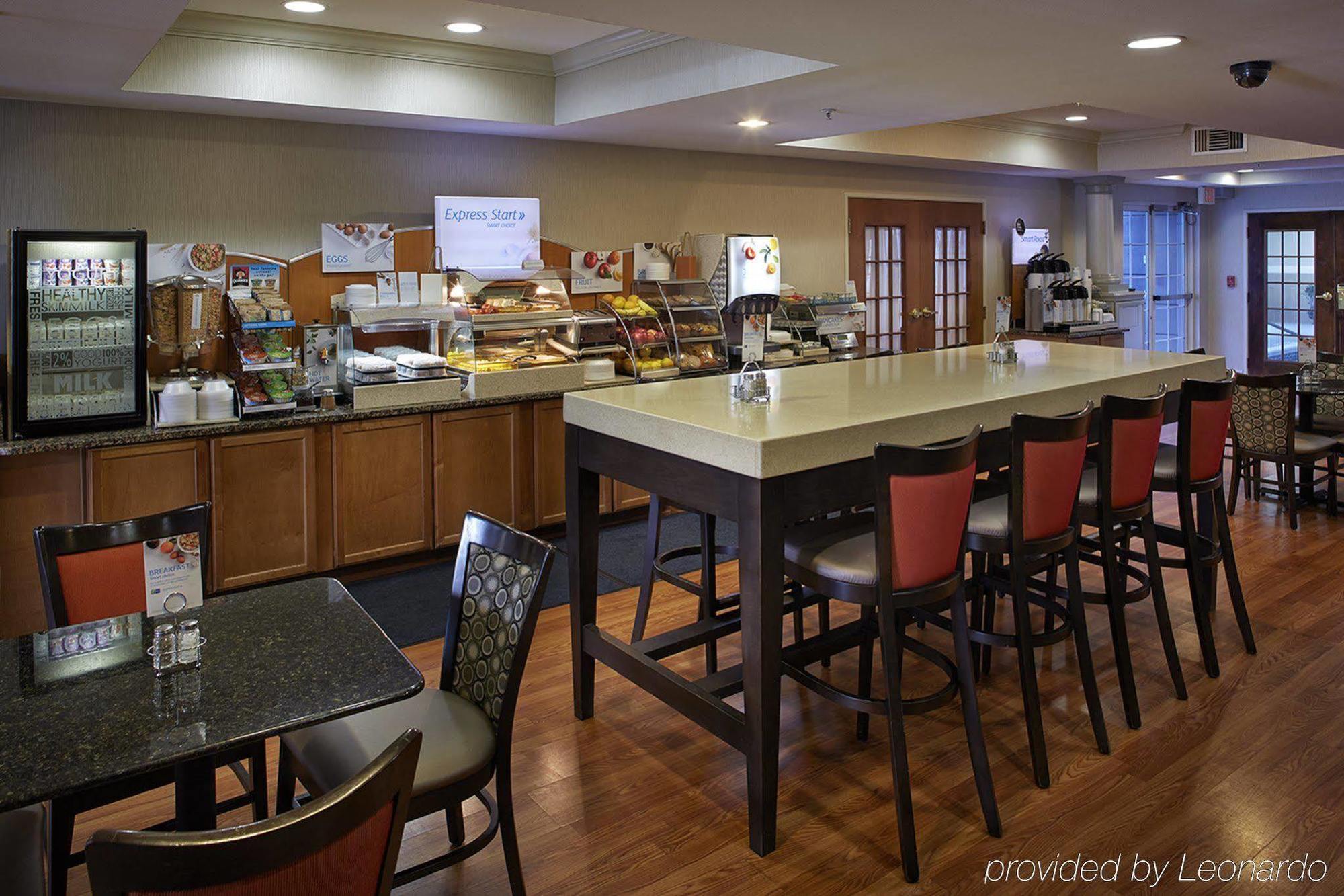 Holiday Inn Express & Suites Orangeburg By Ihg Экстерьер фото